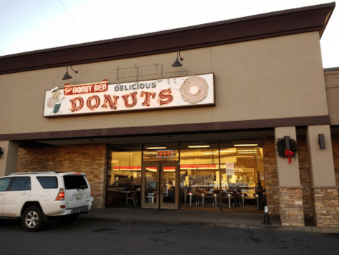 This Amazing Nashville Shop With Hot And Fresh Donuts Never Closes