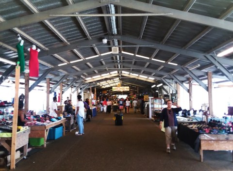 Everyone In Alabama Should Visit This Epic Flea Market At Least Once