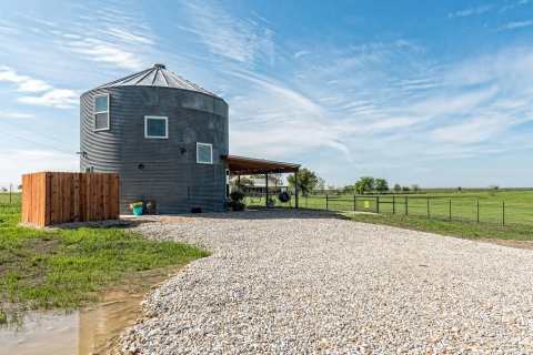 Spend The Night And Play With Llamas At This Silo Bed And Breakfast In Texas