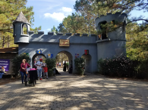 Join 30,000 Other Louisianians At This Year's Gigantic Renaissance Festival