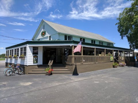 Try The Piping Hot Donuts And Cider From Fifer Orchards In Delaware