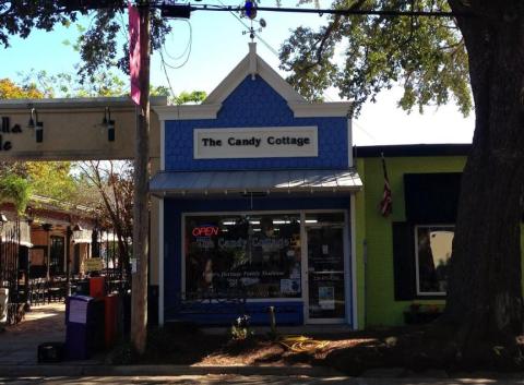 The Candy Cottage In Mississippi Is What Sweet Dreams Are Made Of