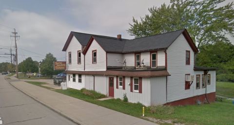 Visit Dover Gardens Tavern, The Burger Joint Near Cleveland That’s Been Around Since 1876 Or So