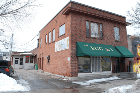 Dig In To One of Minnesota's Best Breakfasts At Egg And I, An Old-School Joint In Minneapolis