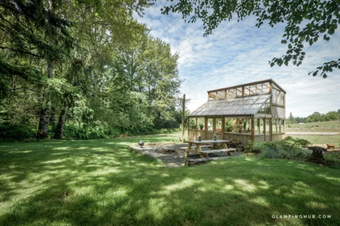 Sleep In An Exotic Greenhouse At The Bali House In Oregon