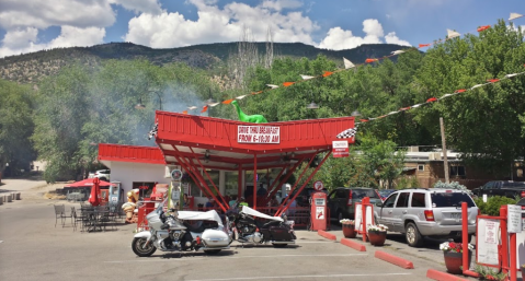 Visit Vicco's Charcoalburger, The Small Town Burger Joint In Colorado That’s Been Around Since 1953