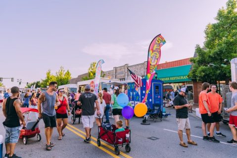 Over 25 Food Trucks Gather In One Place At Heard on Hurd In Oklahoma