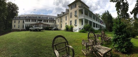 Stay Overnight In The 113-Year-Old Grand Old Lady Hotel, An Allegedly Haunted Spot In North Carolina