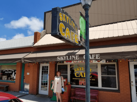 Dining At Skyline Cafe Is A Timeless Arkansas Tradition