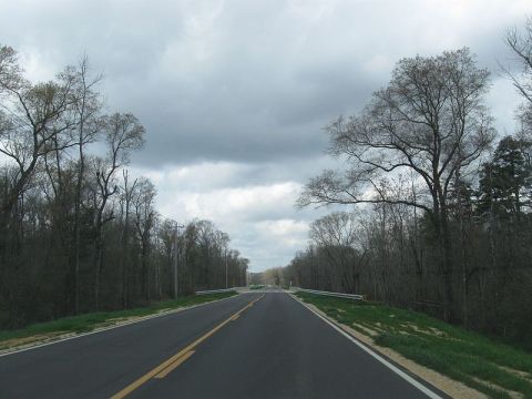 The Tale Of The Headless Woman Of Burnt Bridge Just Might Be Mississippi's Creepiest Urban Legend