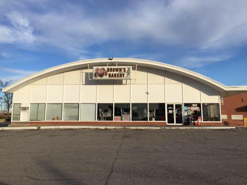 Brown's Bakery In Oklahoma Opens At 5:30 A.M. To Sell Their Made From Scratch Donuts