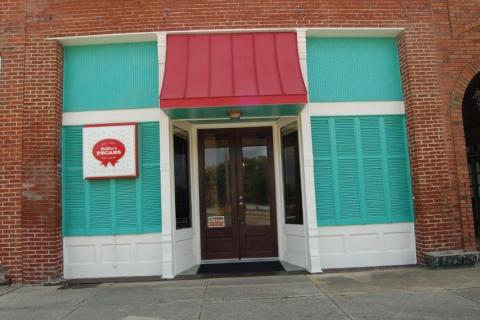 A Specialty Candy Store In Small Town Mississippi, Billie’s Pecans Is One Of The Best Sweet Shops On Earth