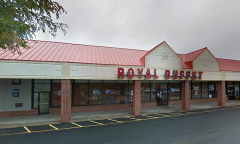 Chow Down At Royal Buffet, An All-You-Can-Eat Sushi & Grill Restaurant In Connecticut