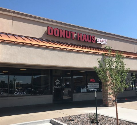 Donut Haus In Colorado Opens At 5 A.M. Every Day To Sell Their Delicious Made From Scratch Donuts