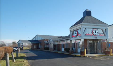 One Of The Best Burgers In The Midwest Is Served At The Ankeny Diner In Iowa