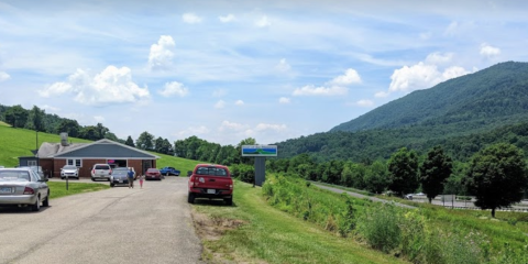 Foot Of The Mountain Cafe Has Some Of The Best Burgers And Views In All Of Virginia