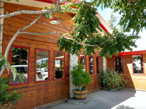 Visit Juicy's Giant Hamburgers, The Burger Joint In Nevada That’s Been Around Since 1982