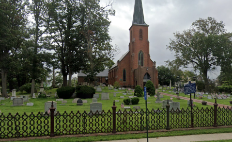 Take An Eerie Lantern Walk From The Haunted Proprietary House To Saint Peter's Cemetery In New Jersey