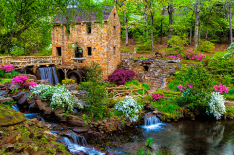 The Waterfall Has Returned To The Old Mill In Arkansas And It's Even More Beautiful