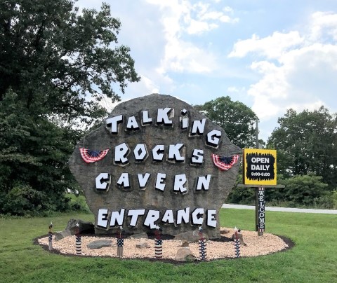 Talking Rocks Cavern In Missouri Is An Adventure You Can Take Year-Round