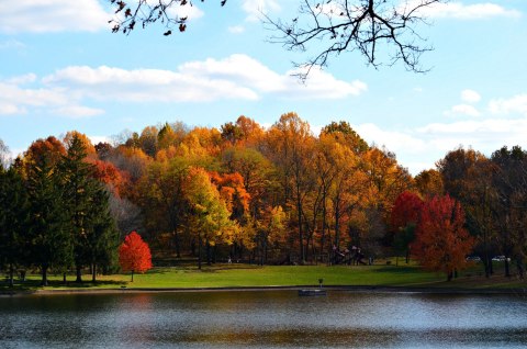 The Underappreciated County Near Cleveland That's Home To 34 Heavenly Lakes Larger Than 5 Acres