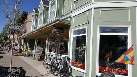 Troutdale General Store In Oregon Will Transport You To Another Era