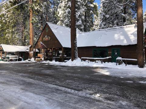 The Coziest Place For A Winter Northern California Meal, The Outpost, Is Comfort Food At Its Finest