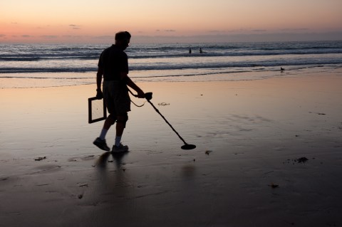 Coin Beach In Delaware Is One Of The Best Places To Go Metal Detecting In The U.S.