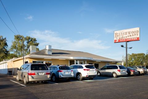 Beechwood Restaurant Is An Old-School Mississippi Restaurant That Serves Some Of The Best Steak