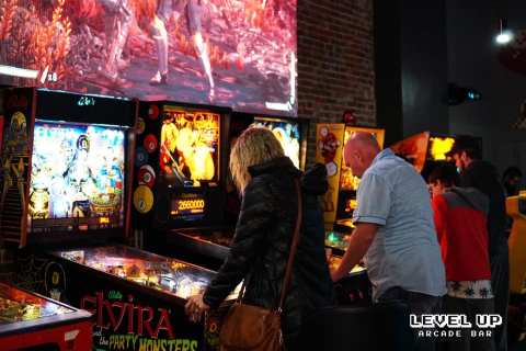 Level Up Is An Arcade Bar In Nebraska That Will Take You Back In Time