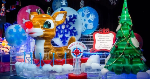 Explore A Christmas-Themed Ice Land At Gaylord National Resort In Maryland