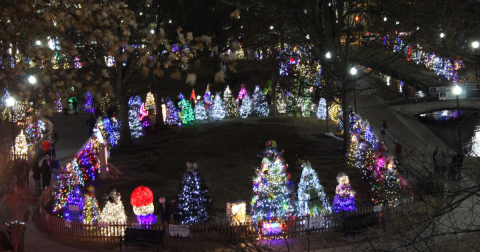 The Tinsel Trail In Alabama Is Like Walking In A Winter Wonderland