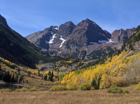 These May Just Be The 10 Most Iconic Places To Take Your Christmas Card Picture In Colorado