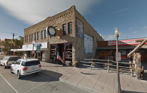 You'll Find An Outrageous One-Pound Burger At Wyoming's Silver Dollar Bar