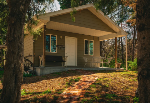 Stay Overnight At Pals Brewery's Adorable AirBNB, The Bed And Brew House In Nebraska