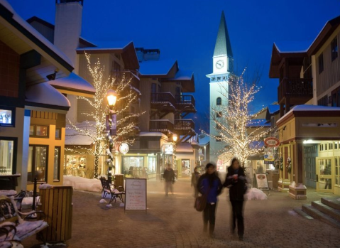 For An Unforgettable Thanksgiving Weekend, Head To Stratton Village In Vermont