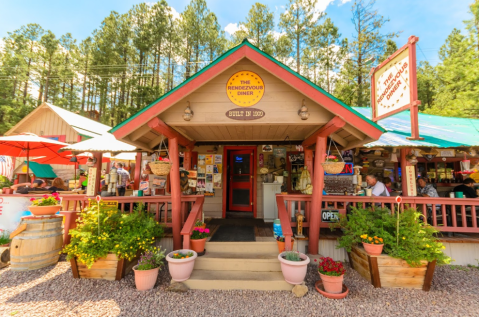 The Coziest Place For A Winter Arizona Meal, Rendezvous Diner, Is Comfort Food At Its Finest