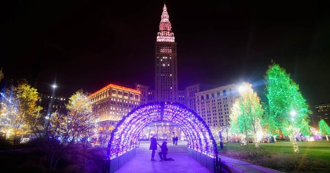 The Magical Cleveland Christmas Tree That Comes Alive With A Million Colorful Lights