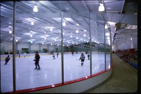 This Winter, Take Your Family To These 5 Indoor Ice Rinks In Missouri For A Fun Outing