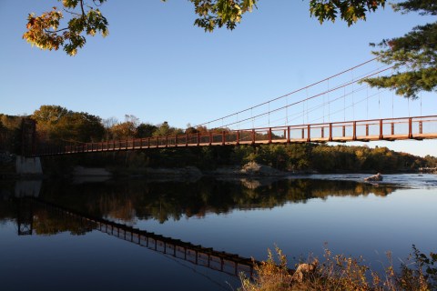 The Longest Swinging Bridge In Maine Can Be Found In Topsham And The Views Are Unbeatable