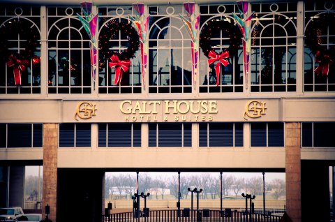 The Galt House Hotel Just Might Be The Most Beautiful Christmas Hotel In Kentucky