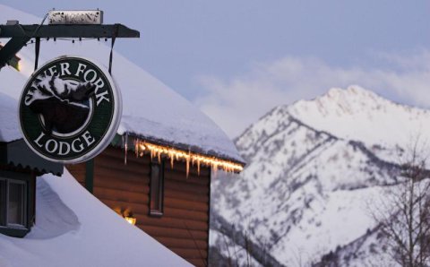 Head To The Mountains Of Utah To Visit Silver Fork Lodge, A Charming, Old Fashioned Restaurant