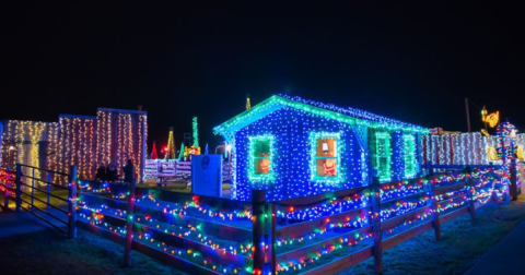 Stroll Through An Enchanting Christmas Forest In Ohio With Over One Million Holiday Lights