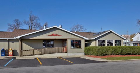 Choose From 36 Delicious Varieties Of Pies Each Day At Mrs. Wick's Bakery And Cafe In Indiana