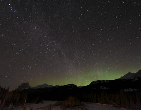 Next Month, Watch The Massachusetts Skies Light Up During One Of The Best Meteor Showers of The Year