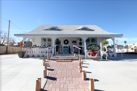 The Christmas Store In New Mexico That's Simply Magical