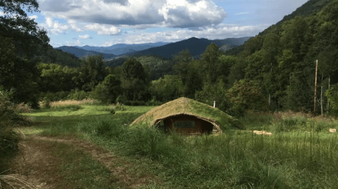 There’s A Hobbit-Themed Airbnb In North Carolina And It’s The Perfect Little Hideout