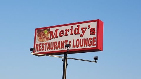 Every Kansas Carnivore's Dream Should Include Steak At Meridy's Restaurant & Lounge