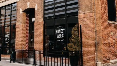 Honest Abe’s In Nebraska Has Over 8 Different Burgers To Choose From