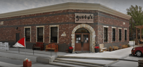 Some Of The Best Food In The State Is Hiding At The Unassuming Gustos Italian Grill And Pizza In Oklahoma